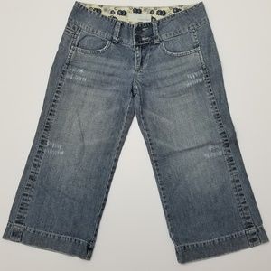 Maurices Relaxed Fit Destroyed Jean Capris